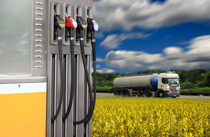Unser Unternehmen transportiert Treibstoffe und Mineralöl